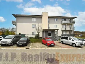Prodej bytu 3+kk, Praha - Kyje, Břeclavská, 70 m2