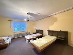 Prodej vícegeneračního domu, Žlutava, 355 m2