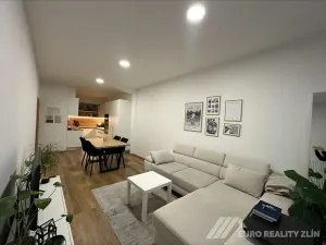 Pronájem bytu 2+kk, Zlín, Ševcovská, 65 m2