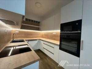 Pronájem bytu 2+kk, Zlín, Ševcovská, 65 m2