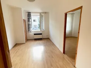 Pronájem bytu 2+kk, Praha - Michle, Pobočná, 44 m2