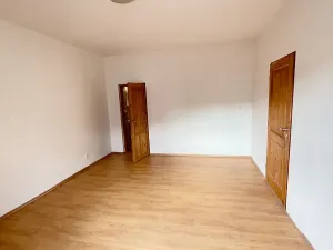 Pronájem bytu 2+kk, Praha - Michle, Pobočná, 44 m2