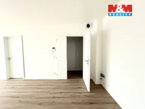Prodej bytu 2+kk, Kladno, Ke křížku, 46 m2