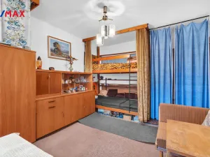 Prodej bytu 2+1, Chvaletice, 9. května, 53 m2