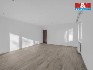 Prodej bytu 3+1, Praha - Klánovice, Medinská, 81 m2