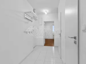 Pronájem bytu 3+kk, Praha - Záběhlice, Bělčická, 54 m2