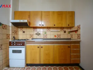 Prodej bytu 3+1, Pardubice - Ohrazenice, Marie Majerové, 74 m2