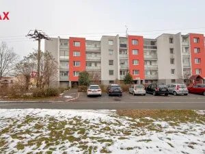 Prodej bytu 3+1, Pardubice - Ohrazenice, Marie Majerové, 74 m2