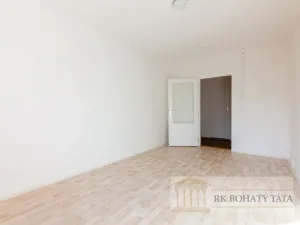 Prodej bytu 3+1, Praha - Černý Most, Trytova, 75 m2