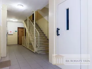 Prodej bytu 3+1, Praha - Černý Most, Trytova, 75 m2