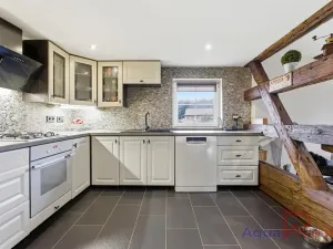 Prodej vícegeneračního domu, Těšovice, 540 m2