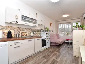 Pronájem bytu 2+kk, Praha - Velká Chuchle, Strakonická, 55 m2