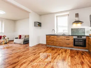 Prodej rodinného domu, Černov, 242 m2