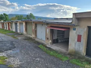 Pronájem garáže, Ústí nad Labem, Králova výšina, 24 m2