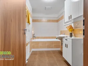 Pronájem bytu 3+kk, Náchod, Bartoňova, 82 m2