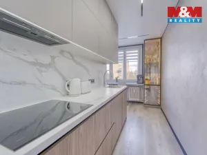 Prodej bytu 3+1, Plzeň - Skvrňany, Vojanova, 72 m2