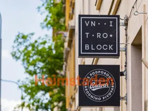 Pronájem bytu 2+kk, Praha - Holešovice, U Pergamenky, 54 m2