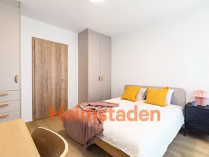 Pronájem bytu 2+kk, Praha - Holešovice, Vrbenského, 56 m2