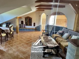 Pronájem atypického bytu, Hlučín, Kolejní, 95 m2