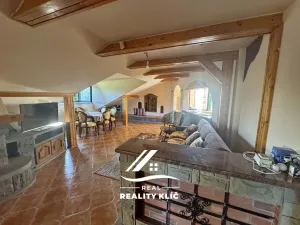 Pronájem atypického bytu, Hlučín, Kolejní, 95 m2