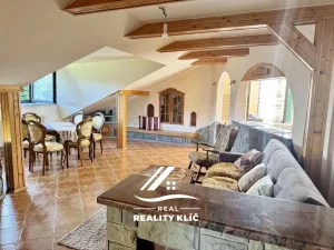 Pronájem atypického bytu, Hlučín, Kolejní, 95 m2