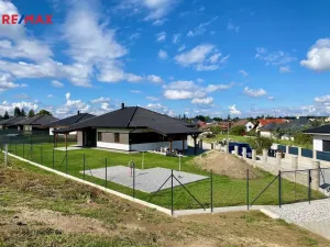 Pronájem rodinného domu, Mukařov - Srbín, Heřmánková, 127 m2