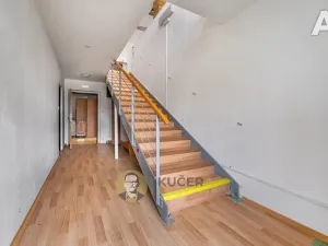 Prodej skladu, Velká Chmelištná, 550 m2