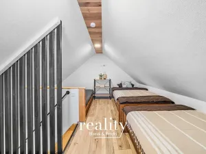 Prodej apartmánu, Perná, 205 m2