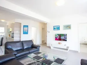 Prodej bytu 3+kk, Promajna, Chorvatsko, 77 m2