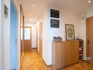 Pronájem bytu 4+1, Praha - Háje, Hviezdoslavova, 74 m2