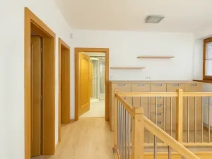 Pronájem rodinného domu, Praha, 145 m2