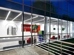 Pronájem kanceláře, Praha - Holešovice, Jankovcova, 470 m2