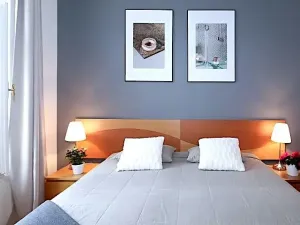 Pronájem bytu 3+kk, Praha - Vinohrady, Sázavská, 85 m2