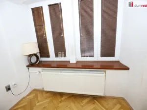 Pronájem bytu 3+1, Cheb, Hradební, 52 m2