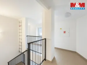 Pronájem bytu 1+kk, Škvorec - Třebohostice, 29 m2