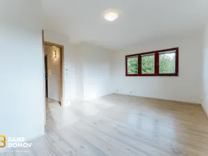 Prodej rodinného domu, Pohořelice, Školní, 350 m2