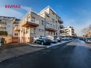 Pronájem bytu 1+kk, Praha - Suchdol, Internacionální, 41 m2