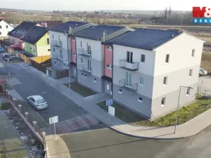 Pronájem bytu 2+kk, Hořice, Karla Kofránka, 37 m2