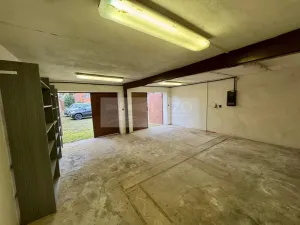 Pronájem garáže, Mladá Boleslav, 35 m2