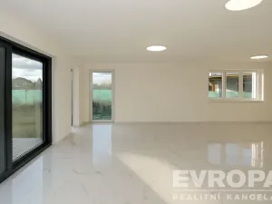 Prodej rodinného domu, Sulice - Hlubočinka, Na Okruhu, 247 m2