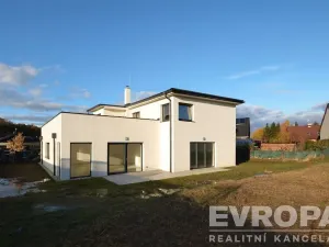 Prodej rodinného domu, Sulice - Hlubočinka, Na Okruhu, 247 m2