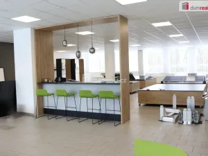 Pronájem kanceláře, Olomouc - Chválkovice, Libušina, 1733 m2