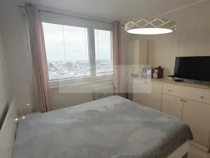 Prodej bytu 3+1, Praha, Livornská, 73 m2