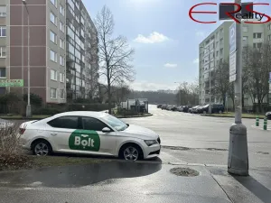 Prodej bytu 3+1, Praha - Hlubočepy, Lamačova, 62 m2