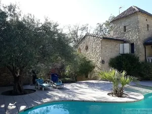 Prodej zemědělské usedlosti, Carsan, Francie, 386 m2