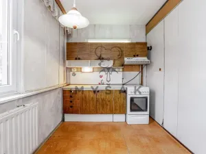 Prodej bytu 3+1, Horní Planá, Sídliště Míru, 71 m2