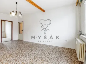 Prodej bytu 3+1, Horní Planá, Sídliště Míru, 71 m2