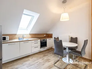 Pronájem bytu 2+kk, Praha - Čakovice, Cukrovarská, 50 m2