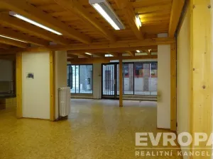 Pronájem obchodního prostoru, Liberec - Liberec III-Jeřáb, 1. máje, 190 m2