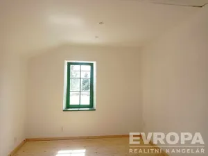 Pronájem atypického bytu, Liberec - Liberec IV-Perštýn, U Jánského kamene, 46 m2